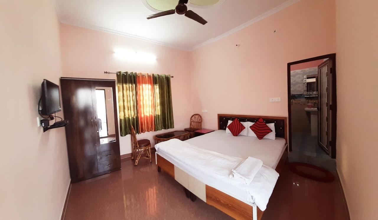 Nandini Homestay Dehradun Bagian luar foto